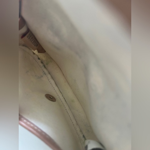 Dooney & Bourke Disney Parks Wristlet, RARE Purple Sketch Pattern - Picture 10 of 13